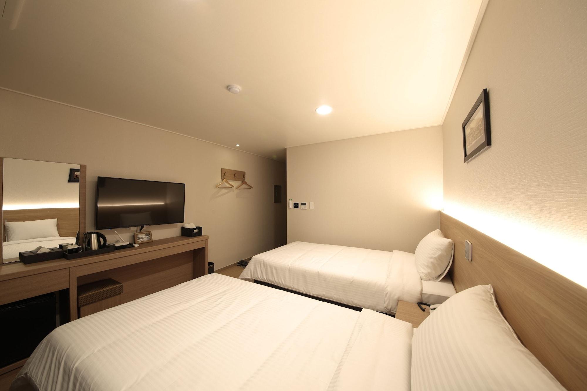 Harbor Hotel Jeju Buitenkant foto