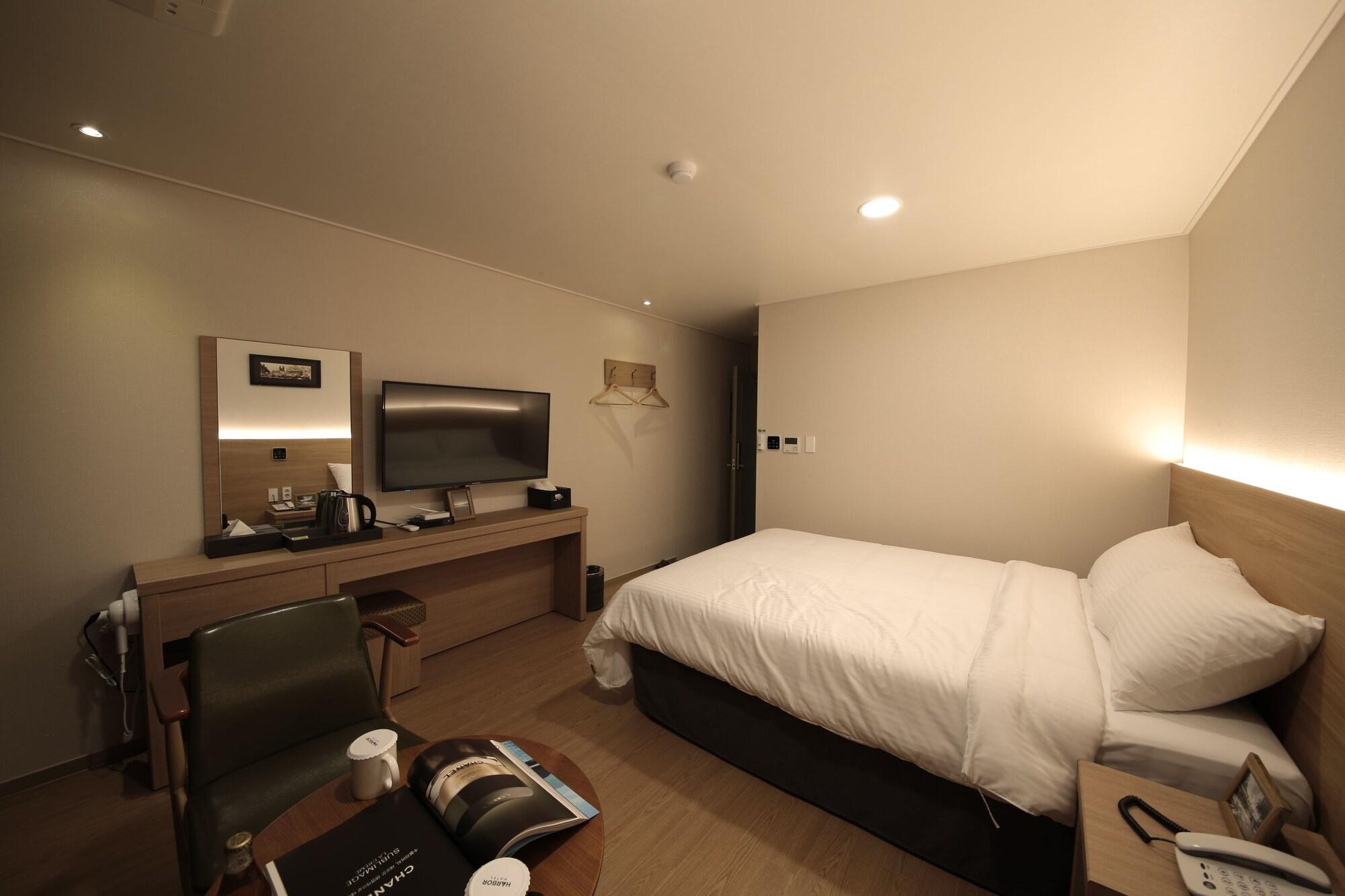 Harbor Hotel Jeju Buitenkant foto