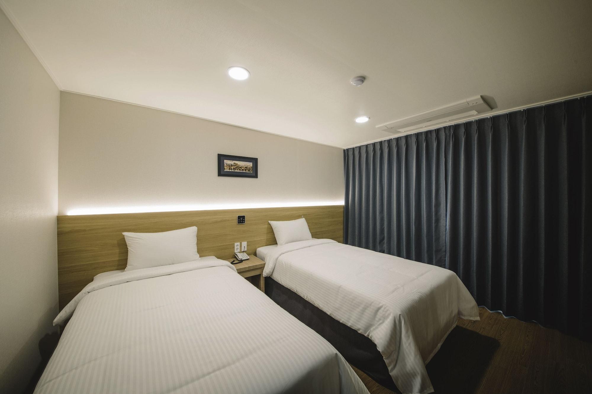 Harbor Hotel Jeju Buitenkant foto