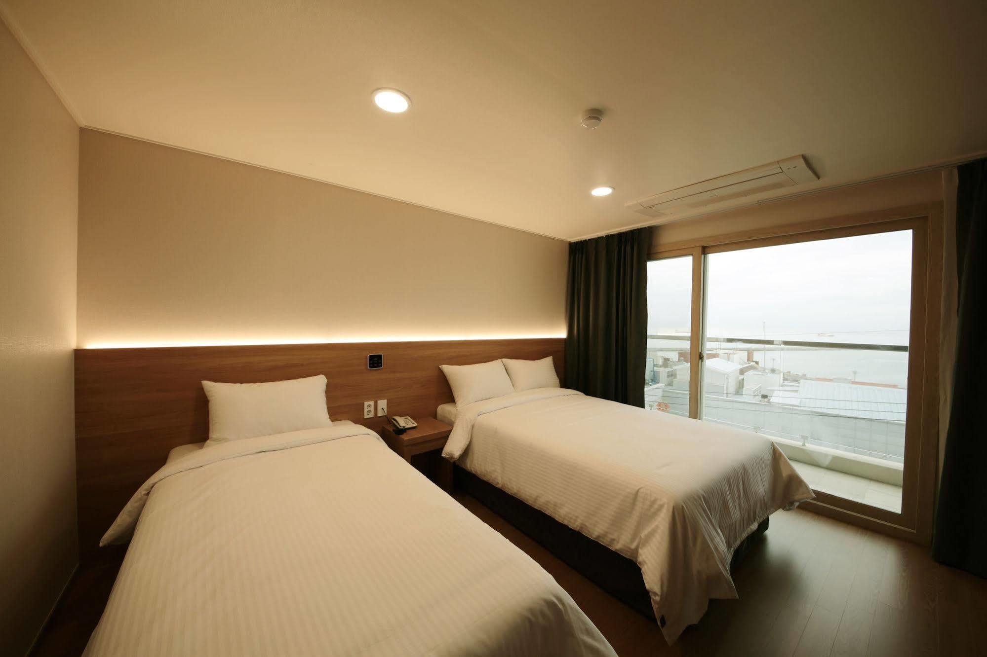Harbor Hotel Jeju Buitenkant foto